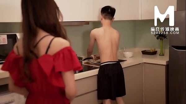 【國產】麻豆傳媒作品/MD-0028 阿姨做客  001