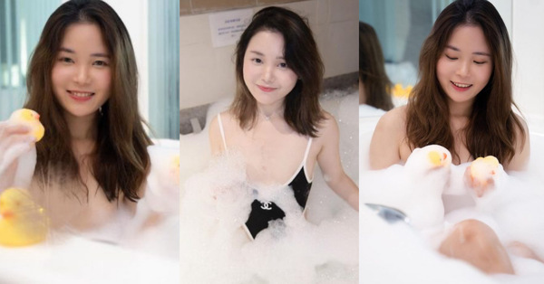 白虎港女OnlyFans 自拍露面含撚片