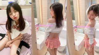 港女人妻賣Onlyfans 扑嘢著校服篇 (1/2)